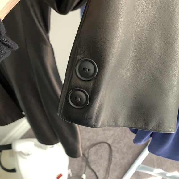 Soft leather jacket - Picture 8 of 12